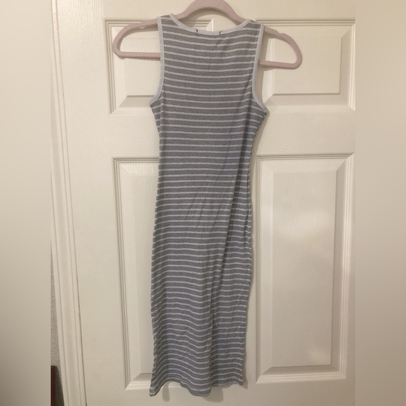 5 More Minutes Grey White Stripped Midi Dress - Picture 2 of 3